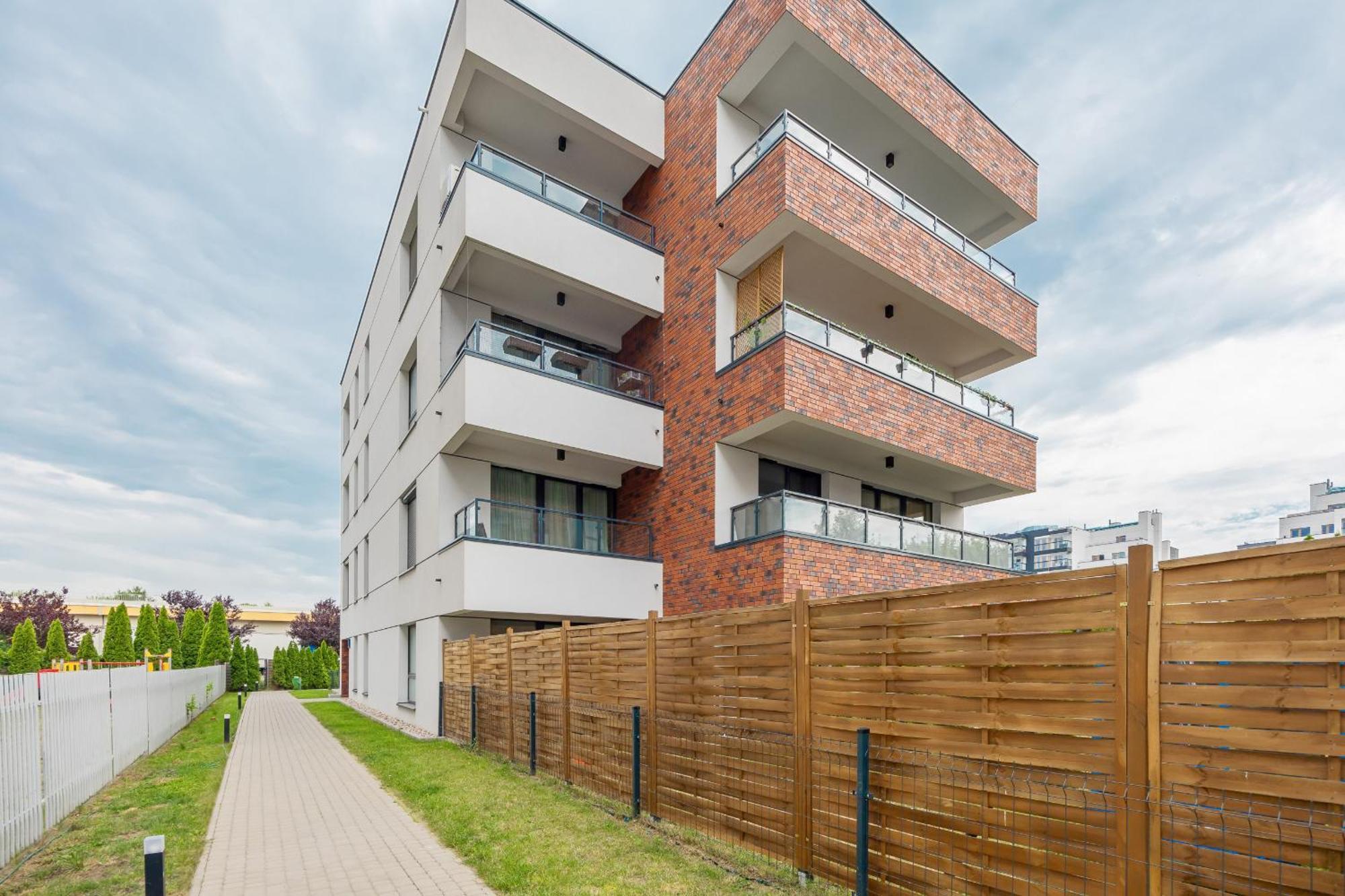 Bright & Modern With Balcony In Bemowo District By Renters Appartamento Varsavia