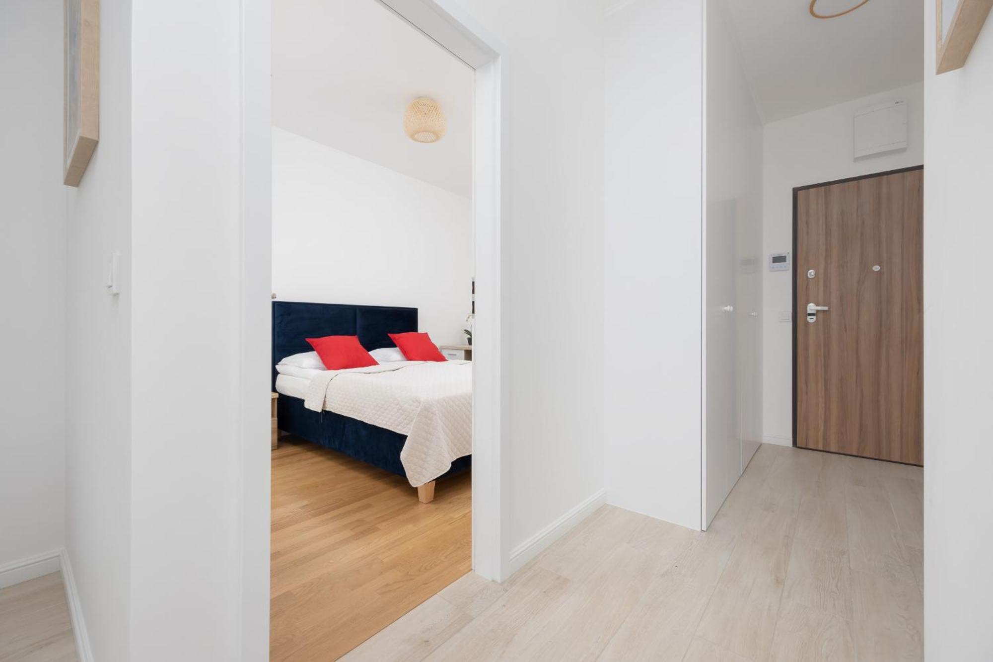Appartamento Bright & Modern With Balcony In Bemowo District By Renters Varsavia