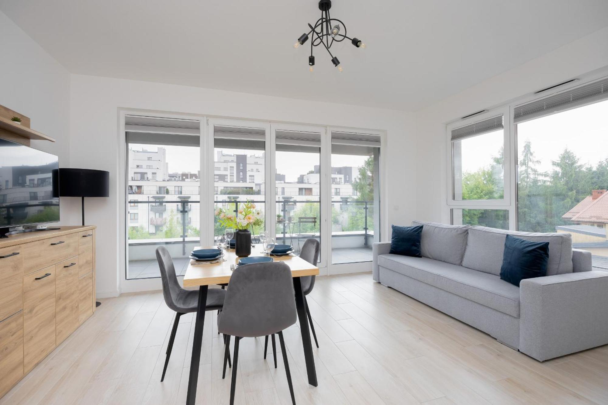 Appartamento Bright & Modern With Balcony In Bemowo District By Renters